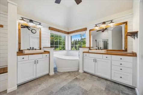 946 Briar Oaks Drive Rockwall TX 75087