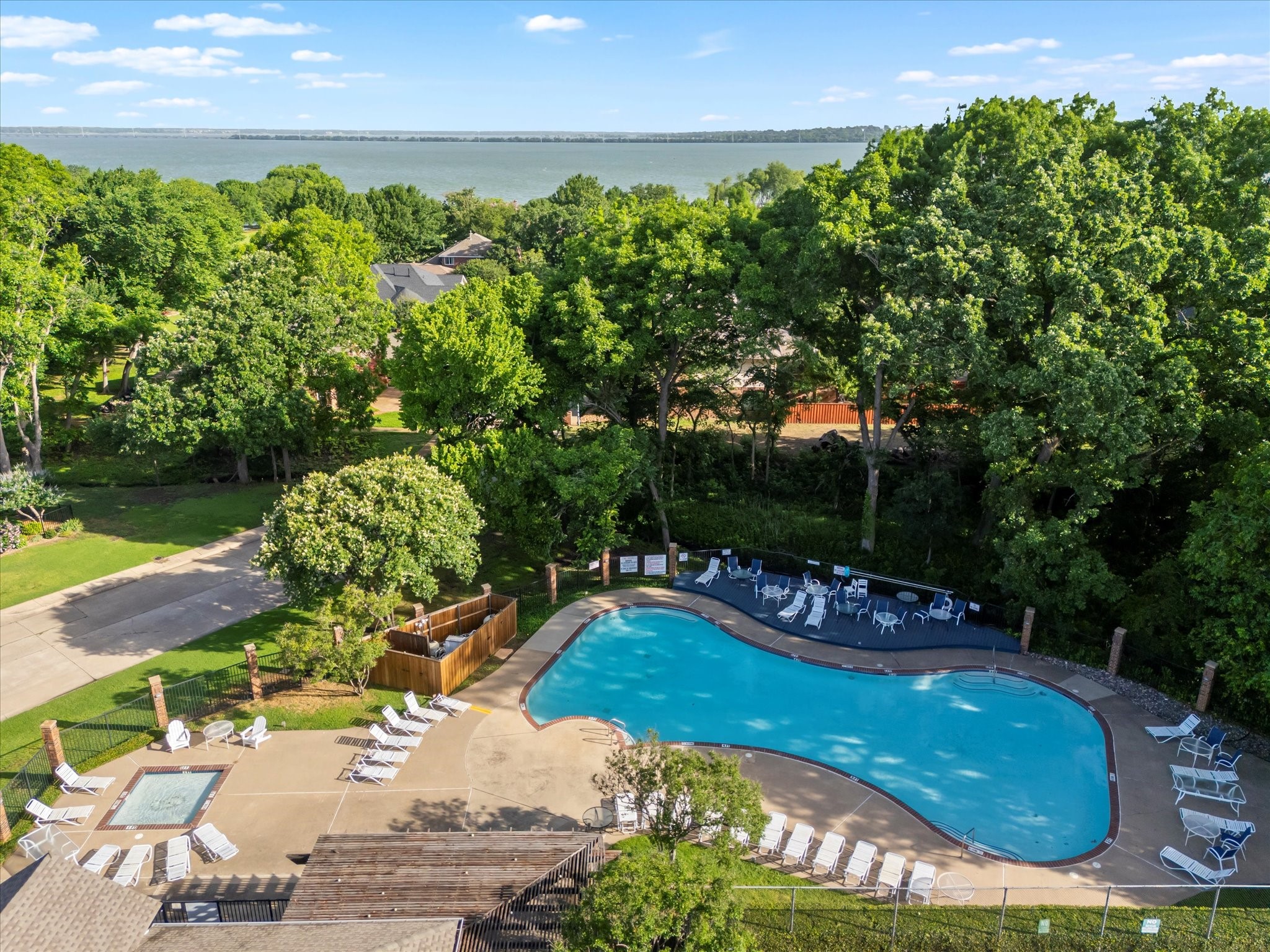 946 Briar Oaks Drive Rockwall TX 75087