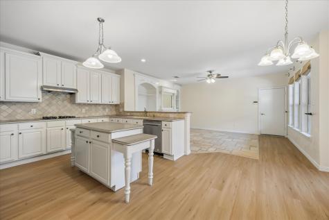 946 Briar Oaks Drive Rockwall TX 75087