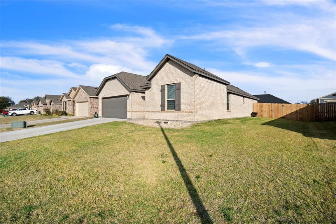 407 Stoneridge Drive Hillsboro TX 76645