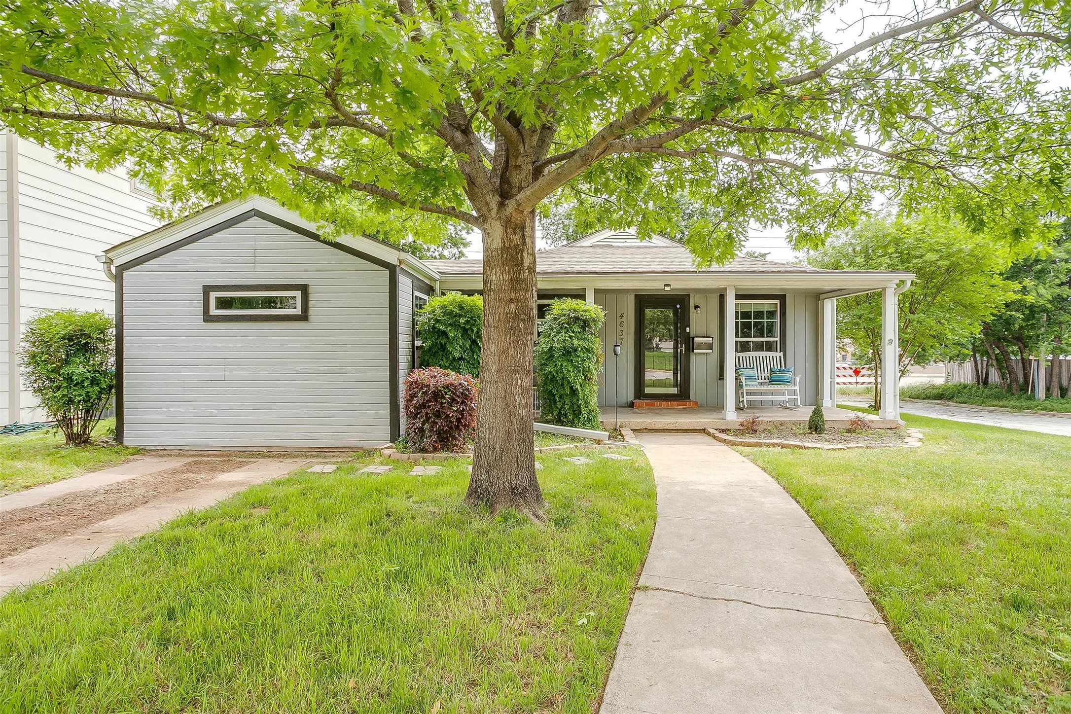 4637 Calmont Avenue Fort Worth TX 76107