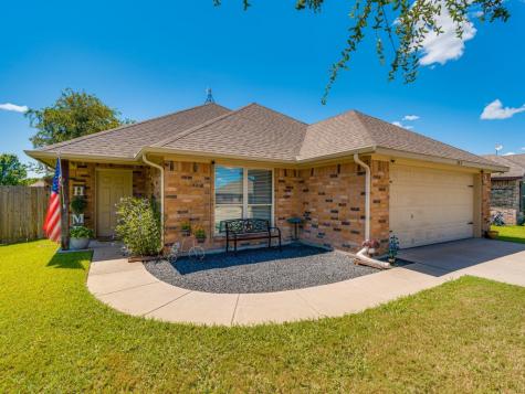 203 Virginia Drive Palmer TX 75152