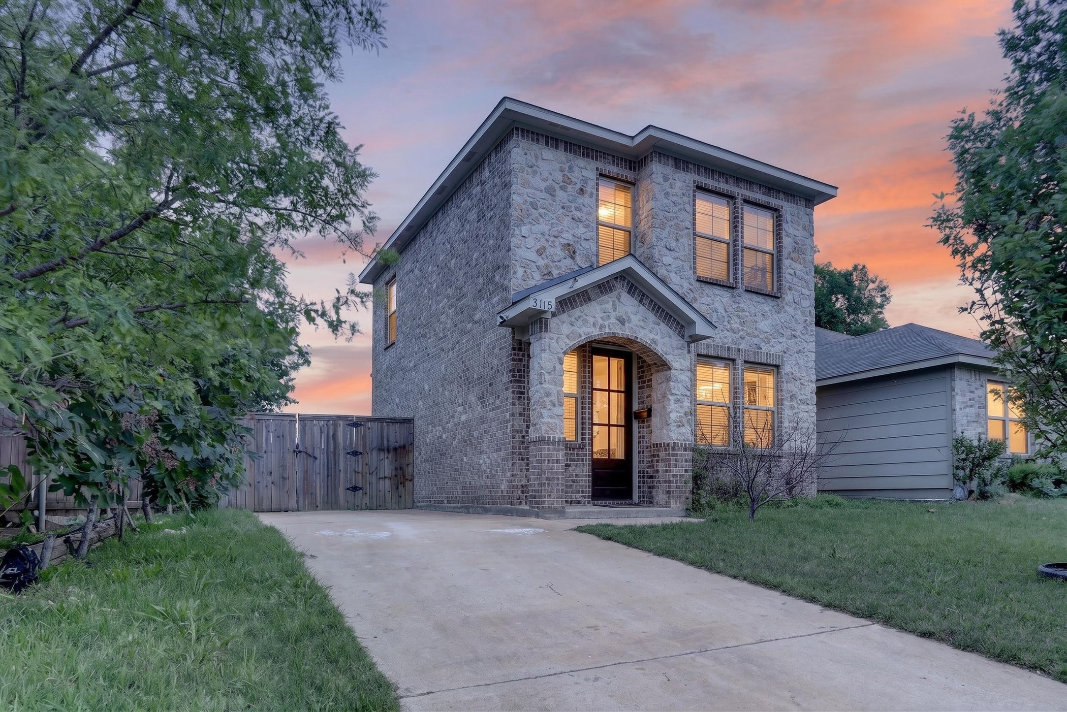 315 W Ohio Avenue Dallas TX 75224