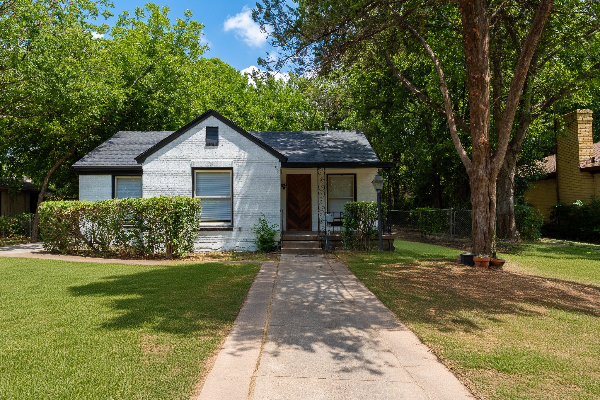 6021 Fairway Avenue Dallas TX 75227