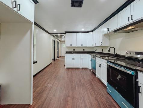 1112 E 13th Avenue Corsicana TX 75110