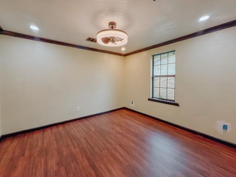 1112 E 13th Avenue Corsicana TX 75110