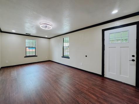 1112 E 13th Avenue Corsicana TX 75110