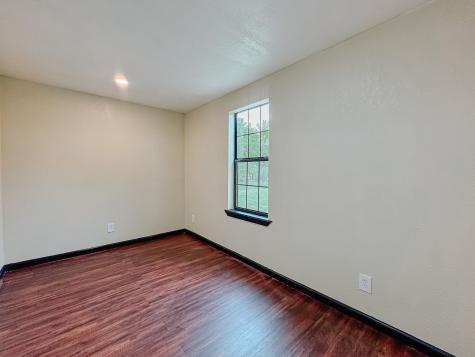 1112 E 13th Avenue Corsicana TX 75110