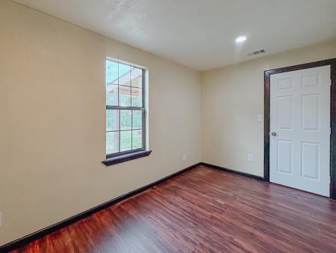 1112 E 13th Avenue Corsicana TX 75110