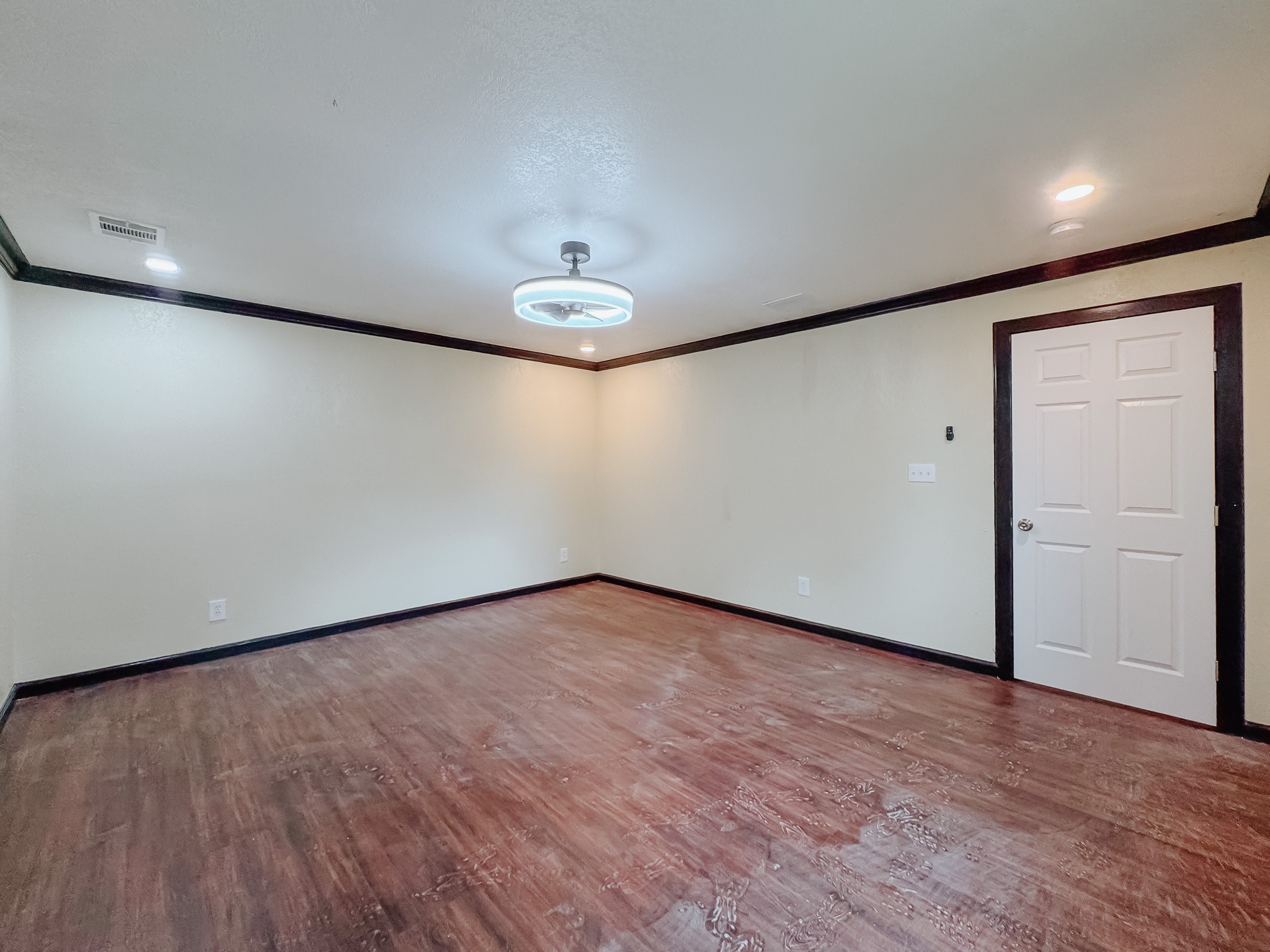 1112 E 13th Avenue Corsicana TX 75110