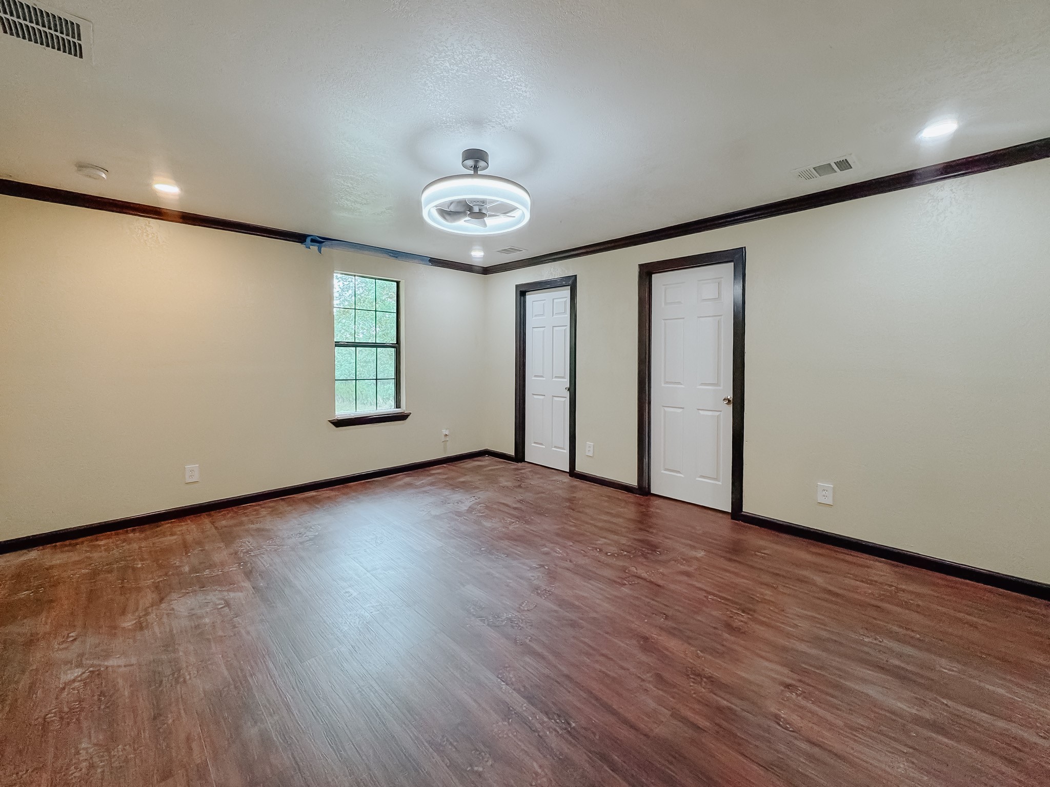 1112 E 13th Avenue Corsicana TX 75110