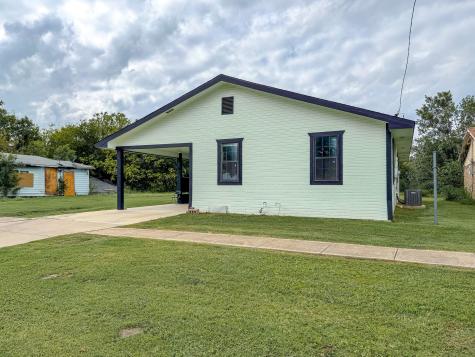 1112 E 13th Avenue Corsicana TX 75110