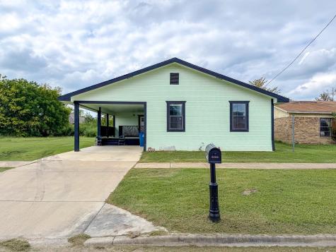 1112 E 13th Avenue Corsicana TX 75110