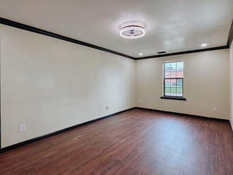 1112 E 13th Avenue Corsicana TX 75110