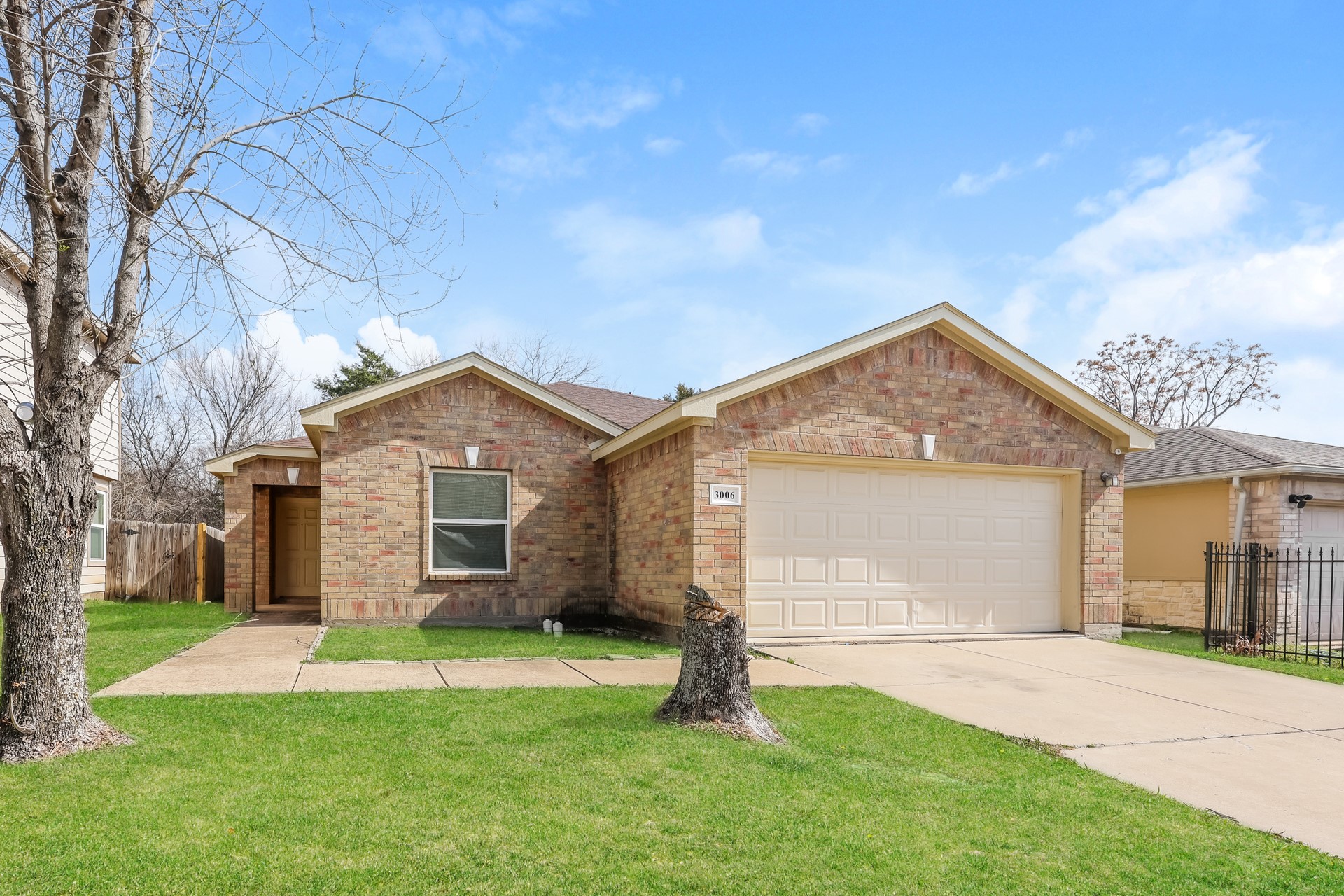 3006 Dusty Oak Drive Dallas TX 75227