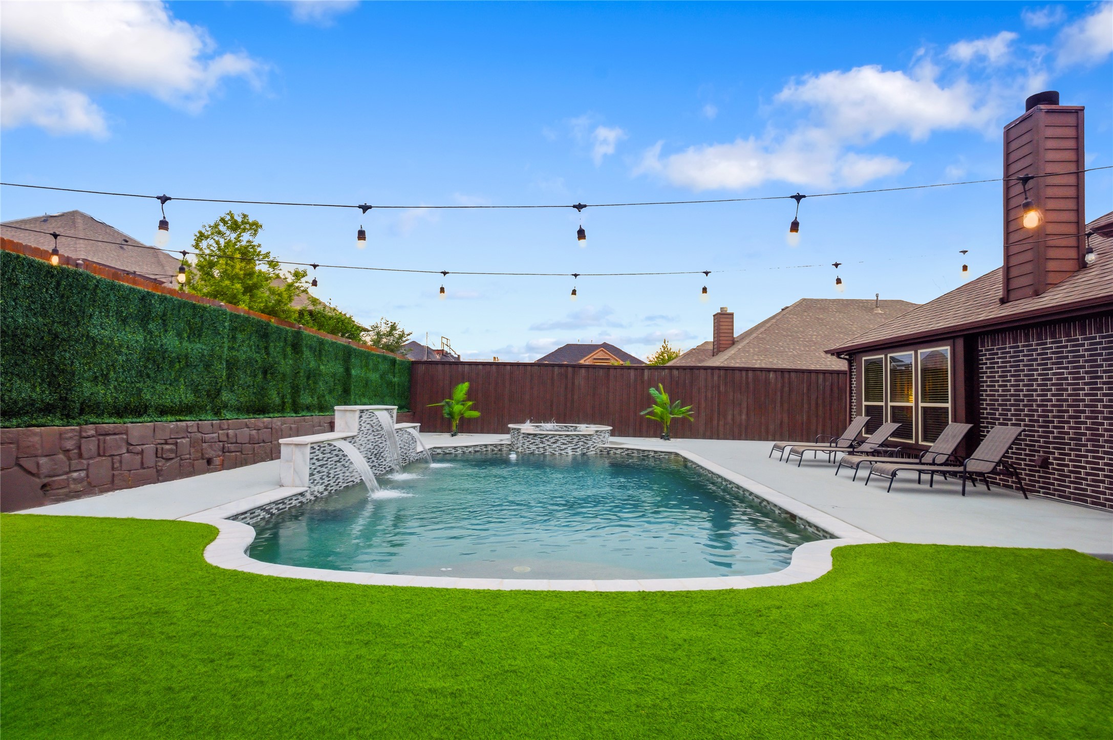 1802 Roundtree Road Forney TX 75126