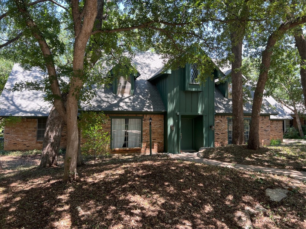 3903 Shady Valley Drive Arlington TX 76013