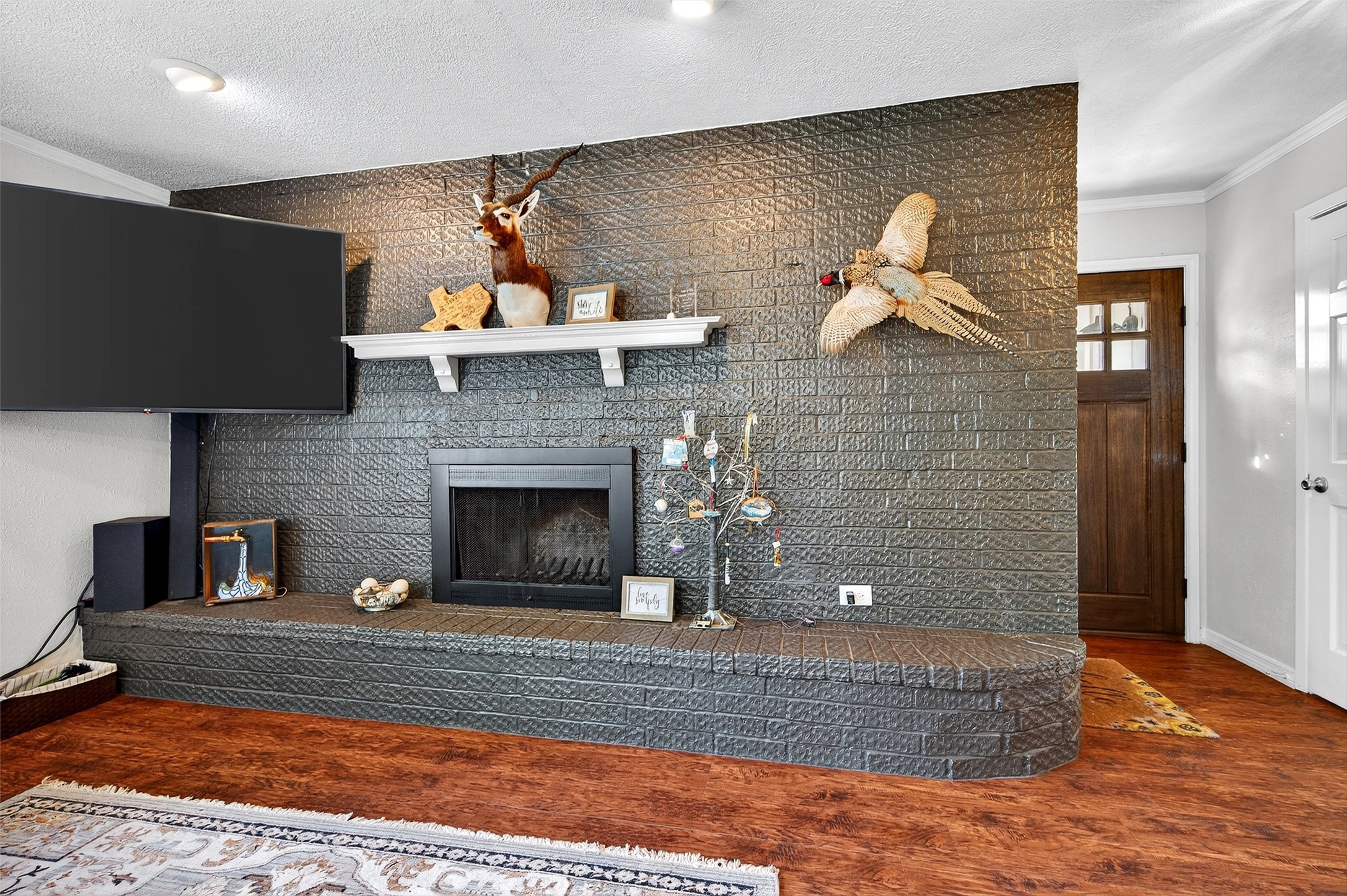 329 Comanche Drive Lake Kiowa TX 76240