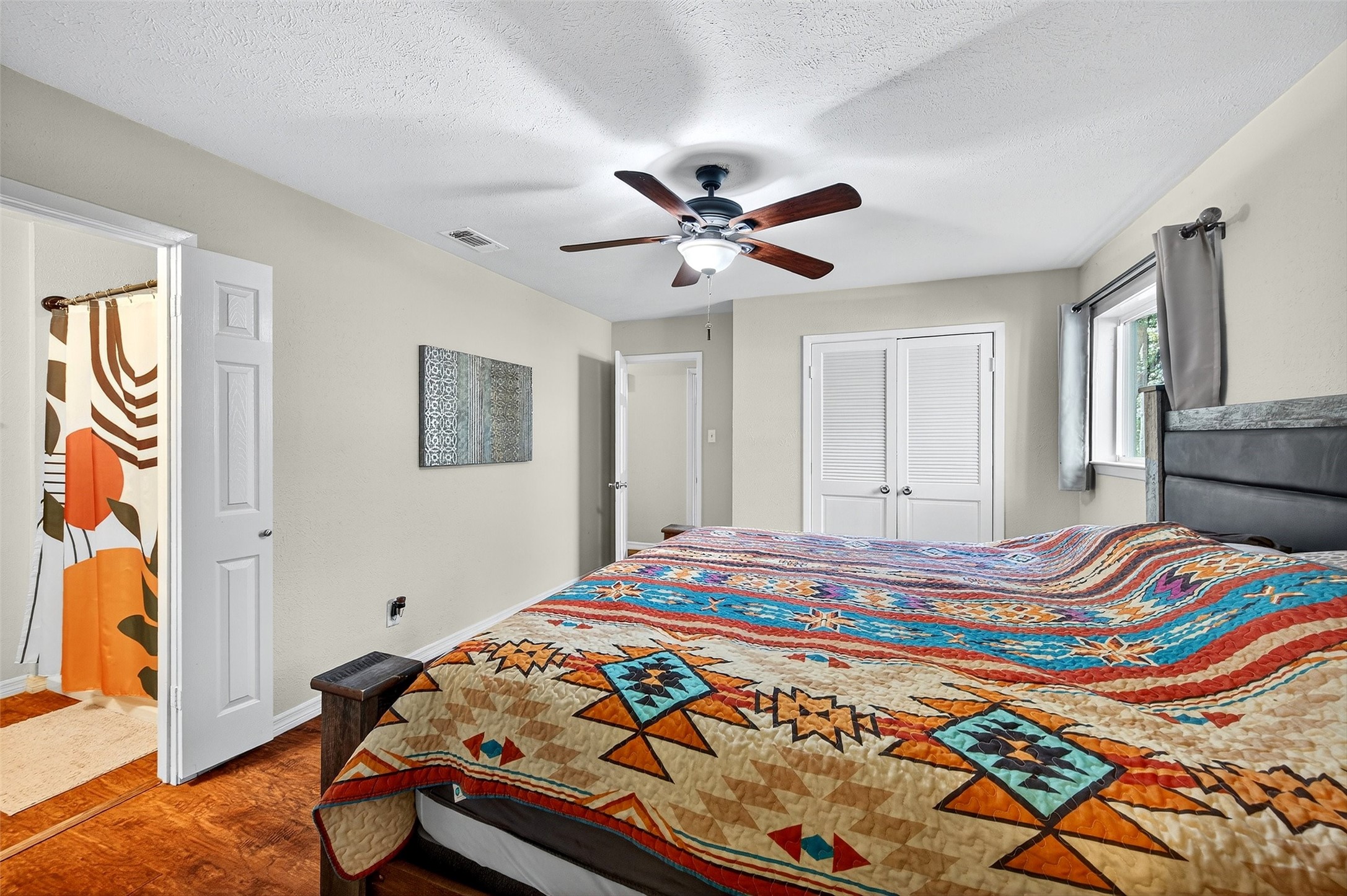 329 Comanche Drive Lake Kiowa TX 76240