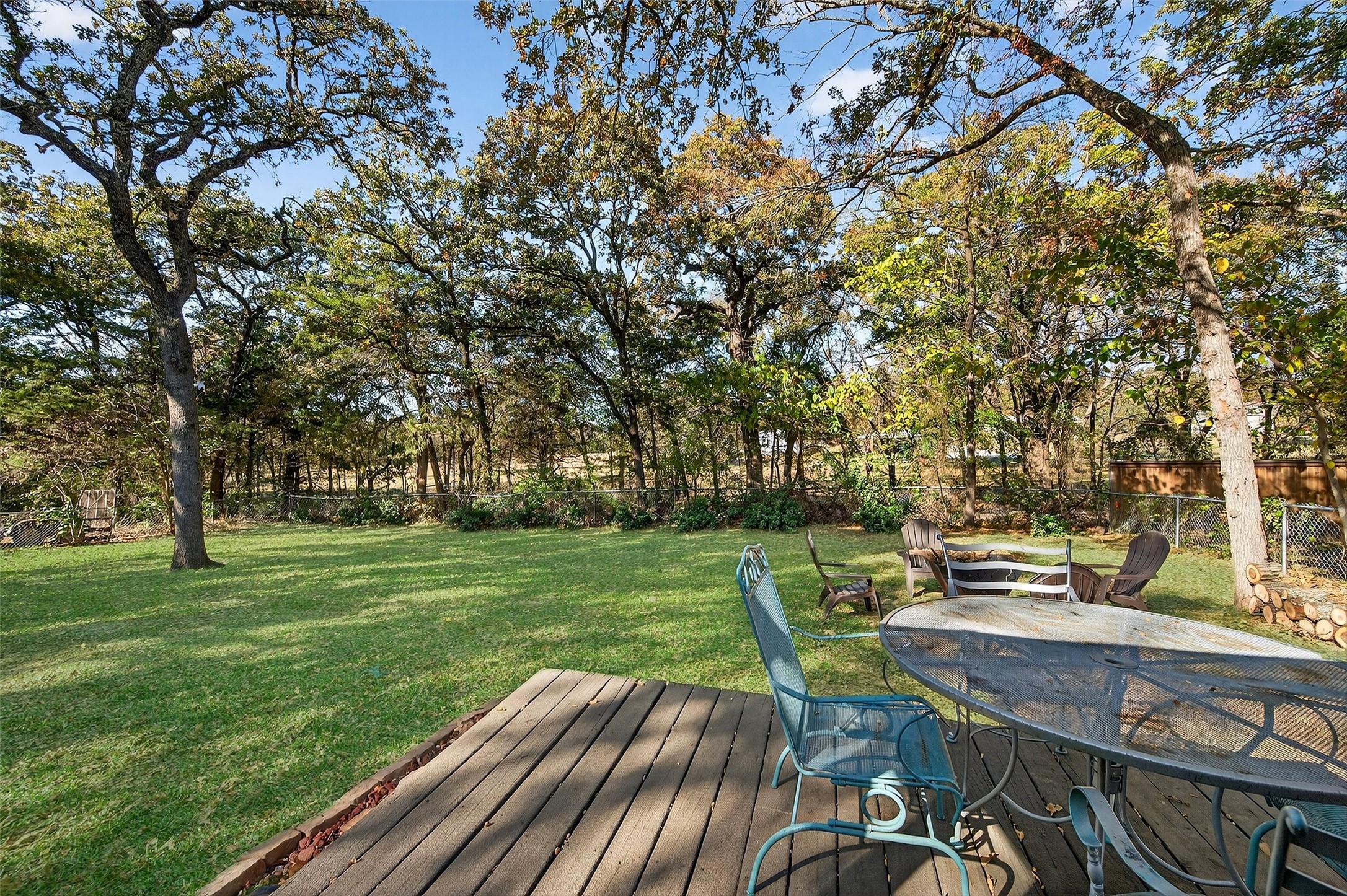 329 Comanche Drive Lake Kiowa TX 76240