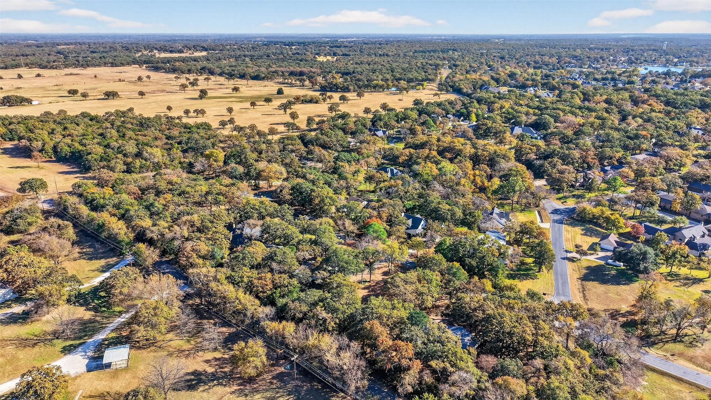 329 Comanche Drive Lake Kiowa TX 76240