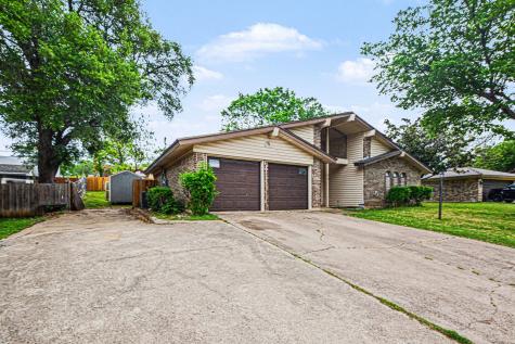 1629 Brent Court Grand Prairie TX 75051