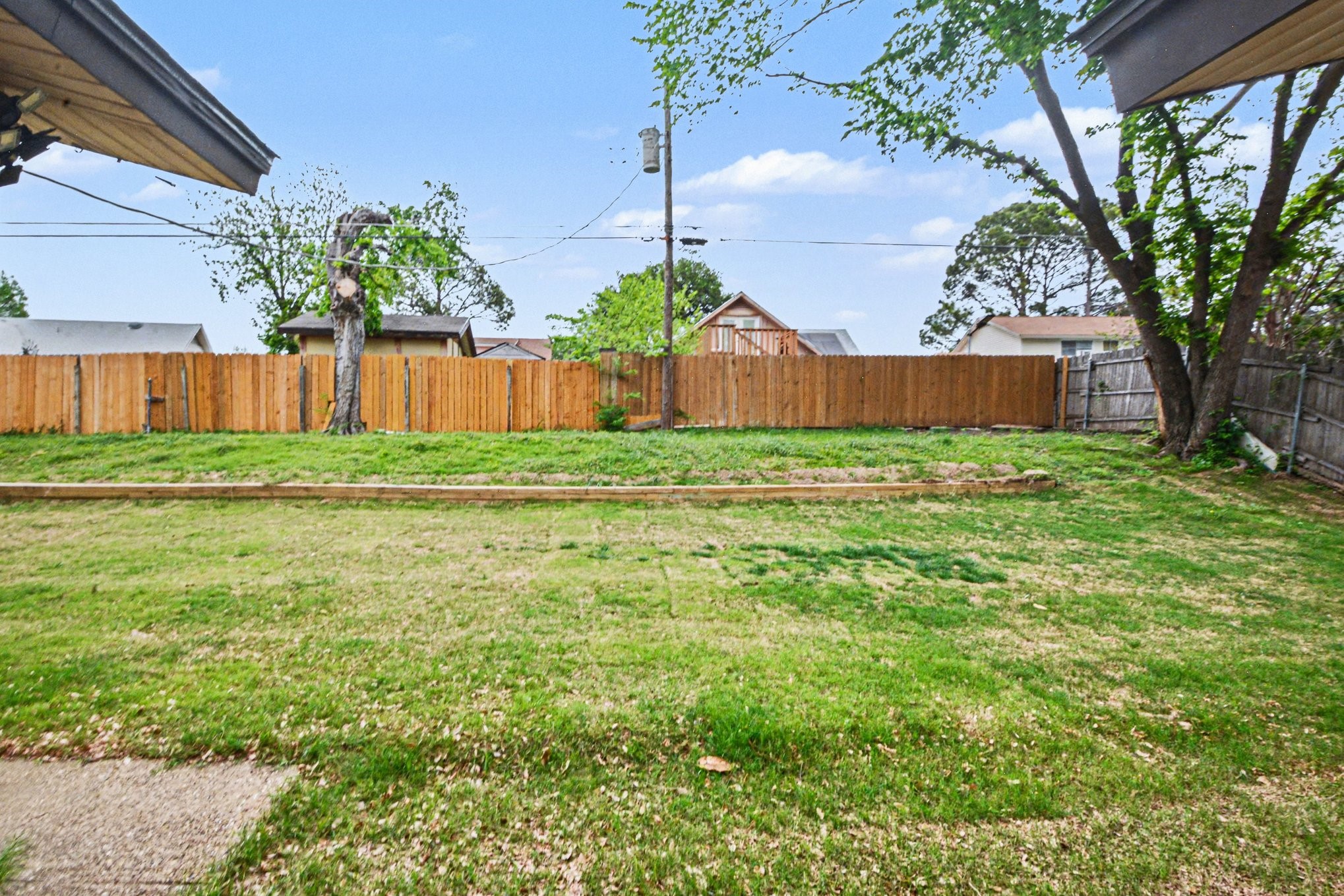 1629 Brent Court Grand Prairie TX 75051