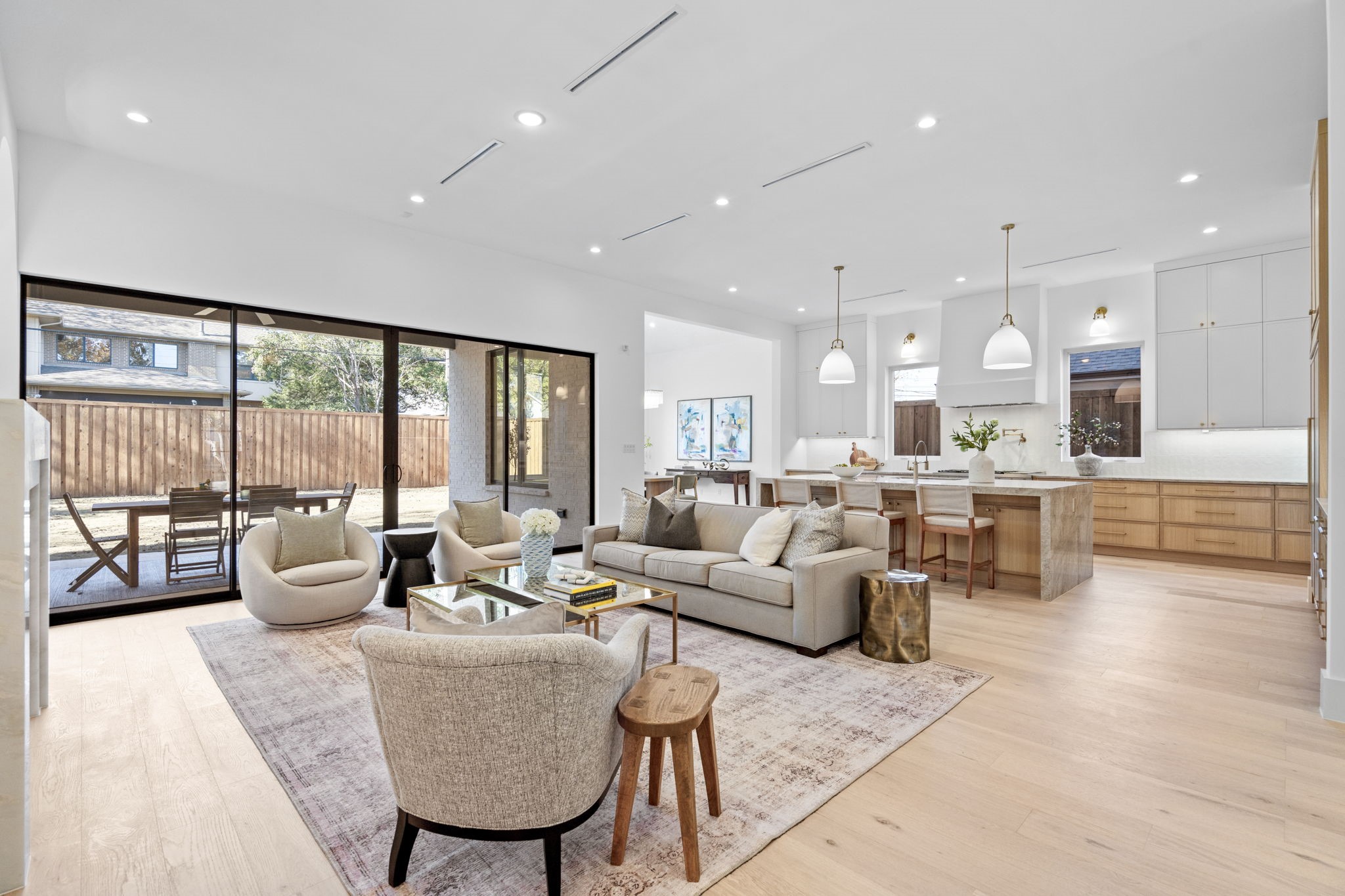 4239 Concho Street Dallas TX 75206