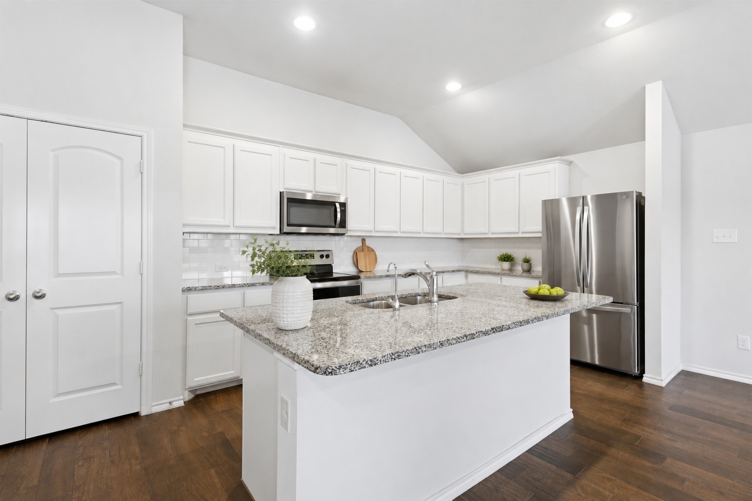 1016 Eastland Lane Aubrey TX 76227