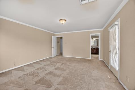 100 Castle Court Irving TX 75038