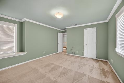 100 Castle Court Irving TX 75038