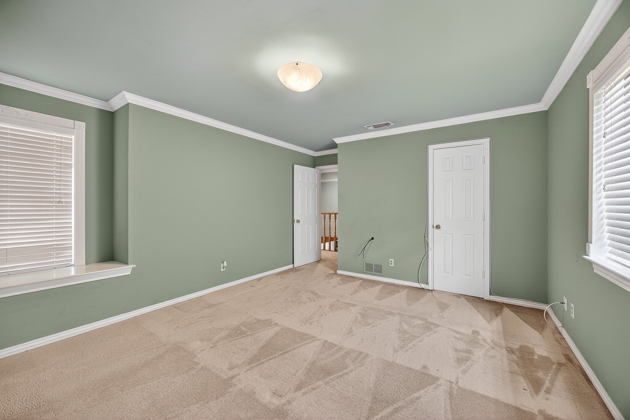 100 Castle Court Irving TX 75038