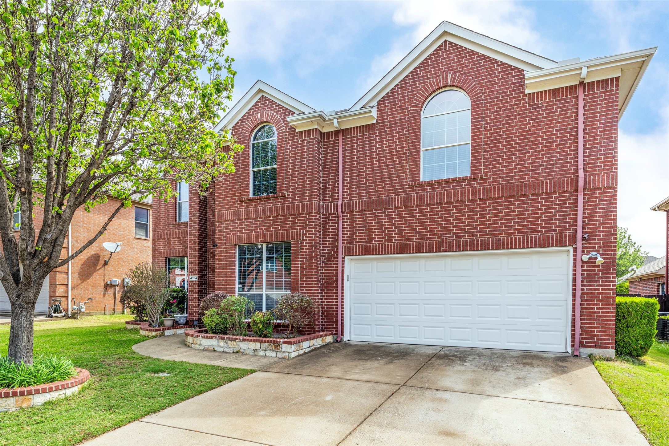 4924 Marsh Harrier Avenue Grand Prairie TX 75052
