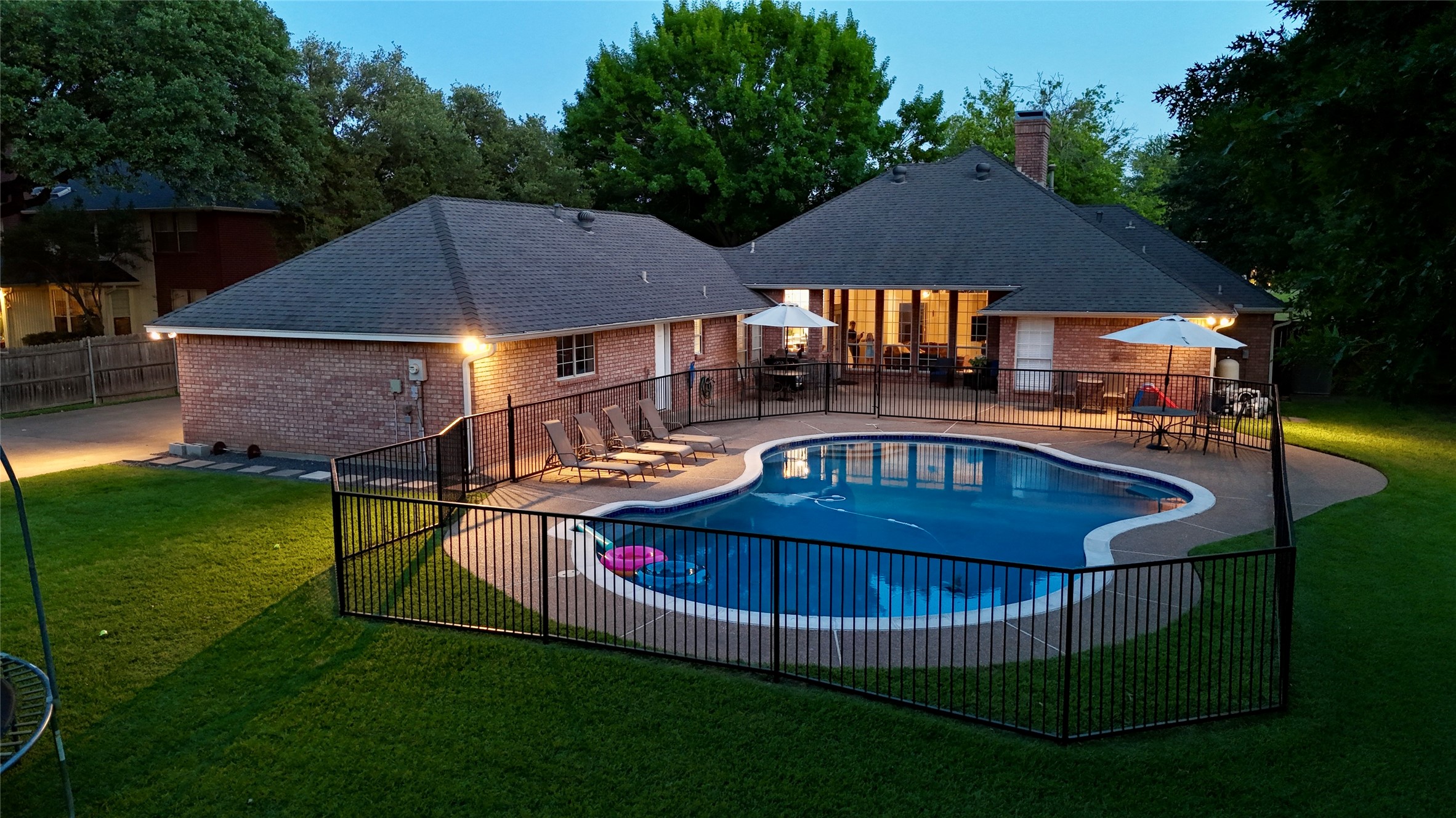 3105 Sunset Lane Dalworthington Gardens TX 76016