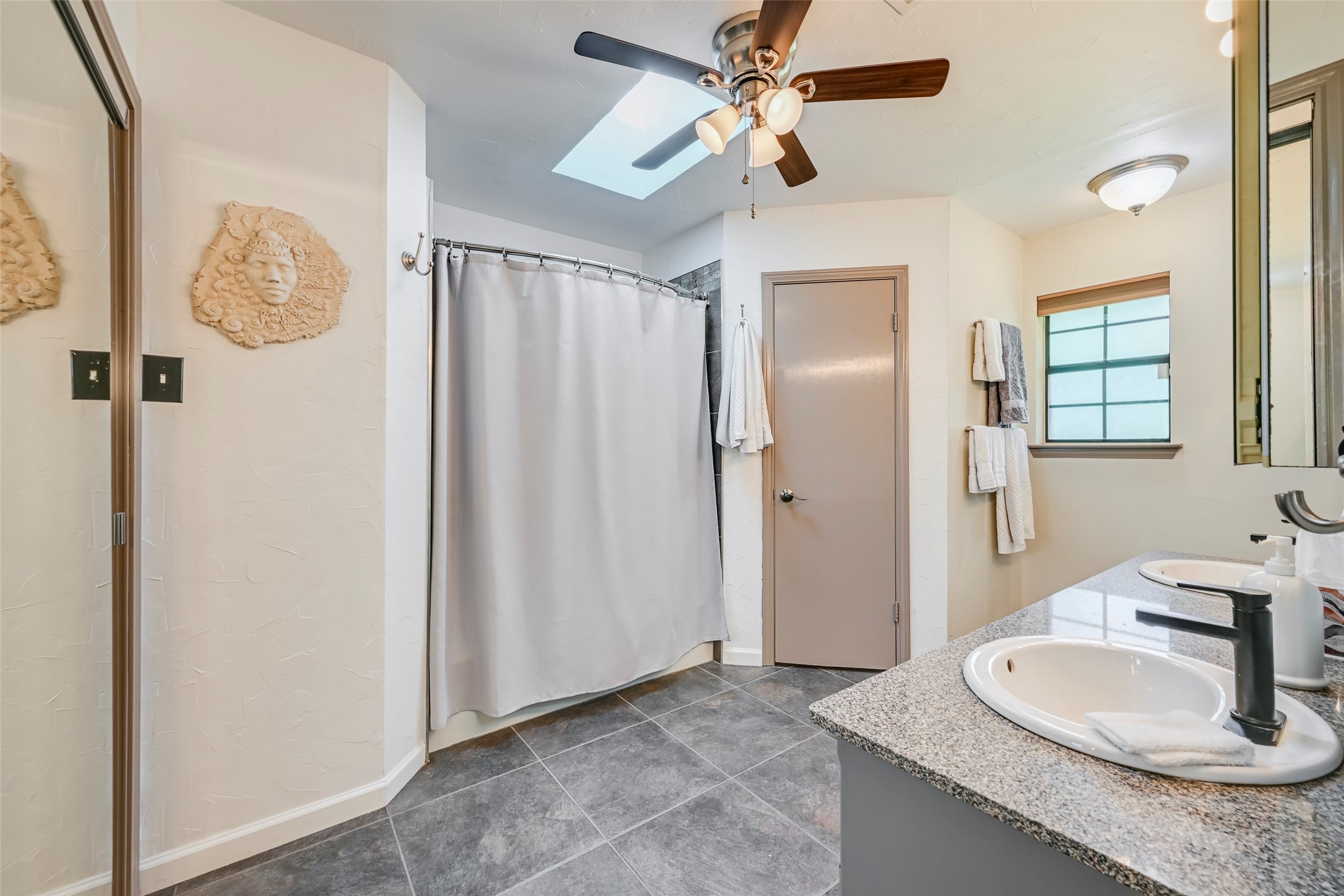 912 N Dove Road Grapevine TX 76051