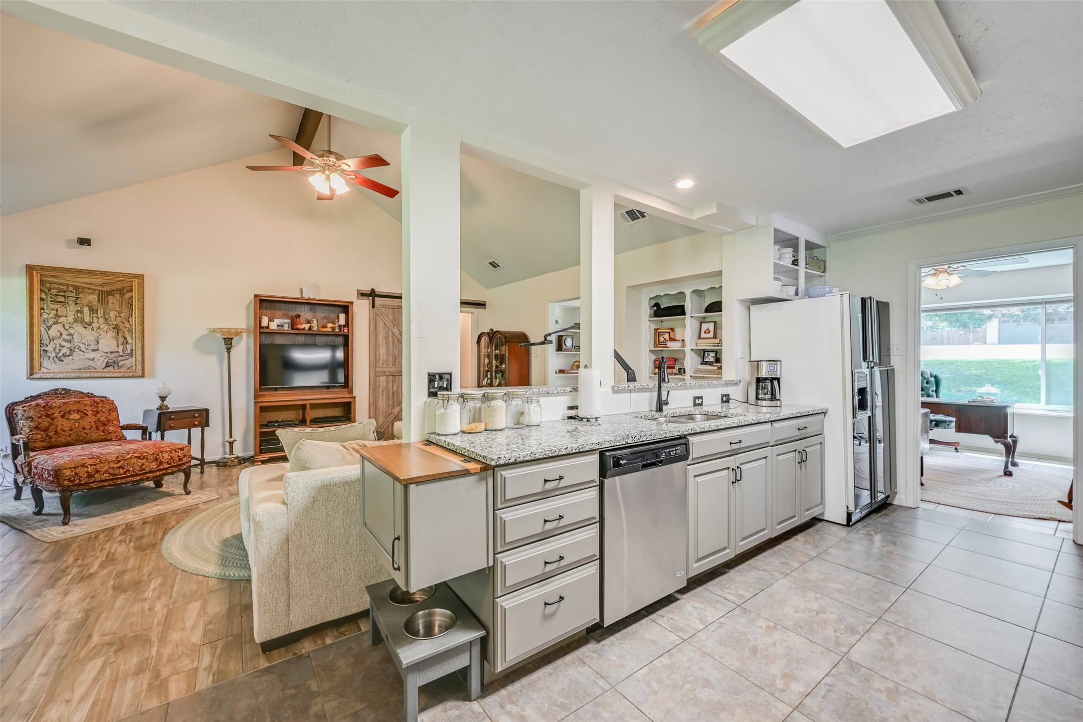 912 N Dove Road Grapevine TX 76051