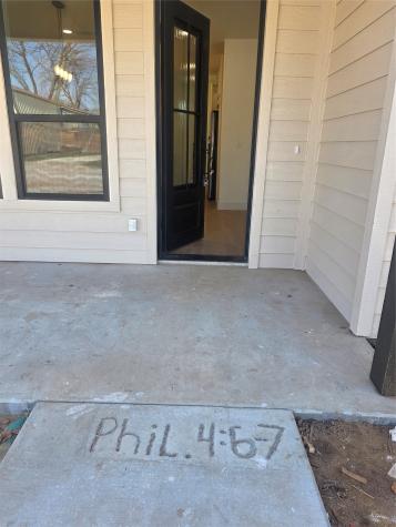 203 W Cherry Street Nocona TX 76255