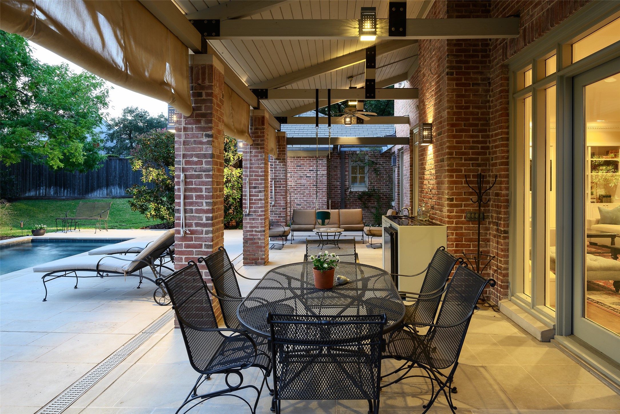 2116 Bradford Park Court Fort Worth TX 76107