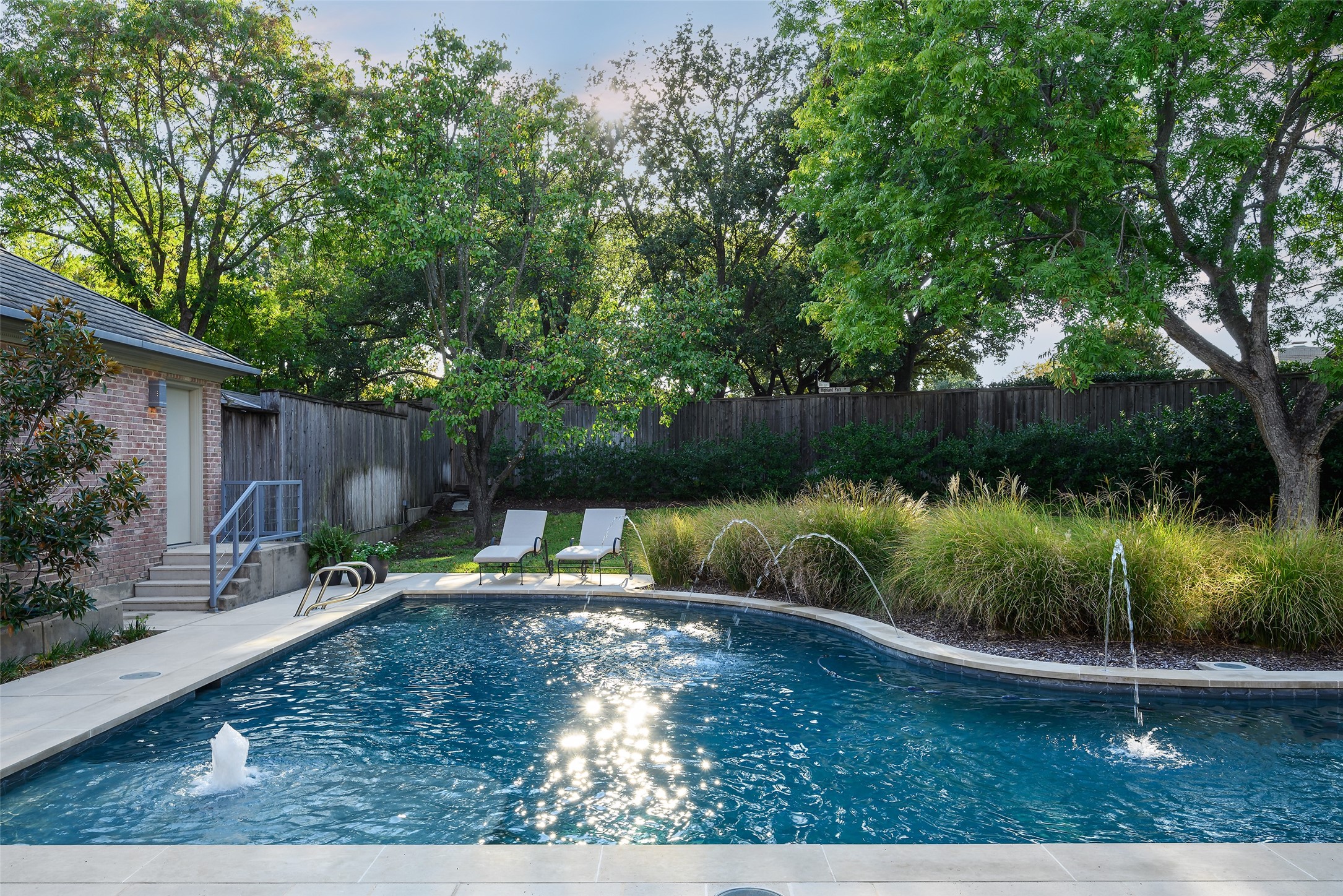 2116 Bradford Park Court Fort Worth TX 76107