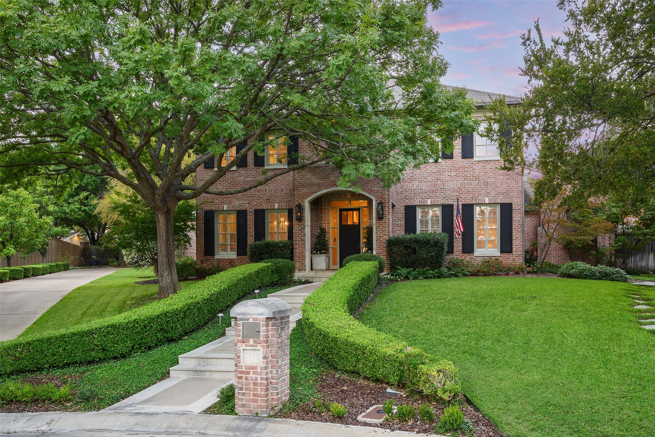 2116 Bradford Park Court Fort Worth TX 76107