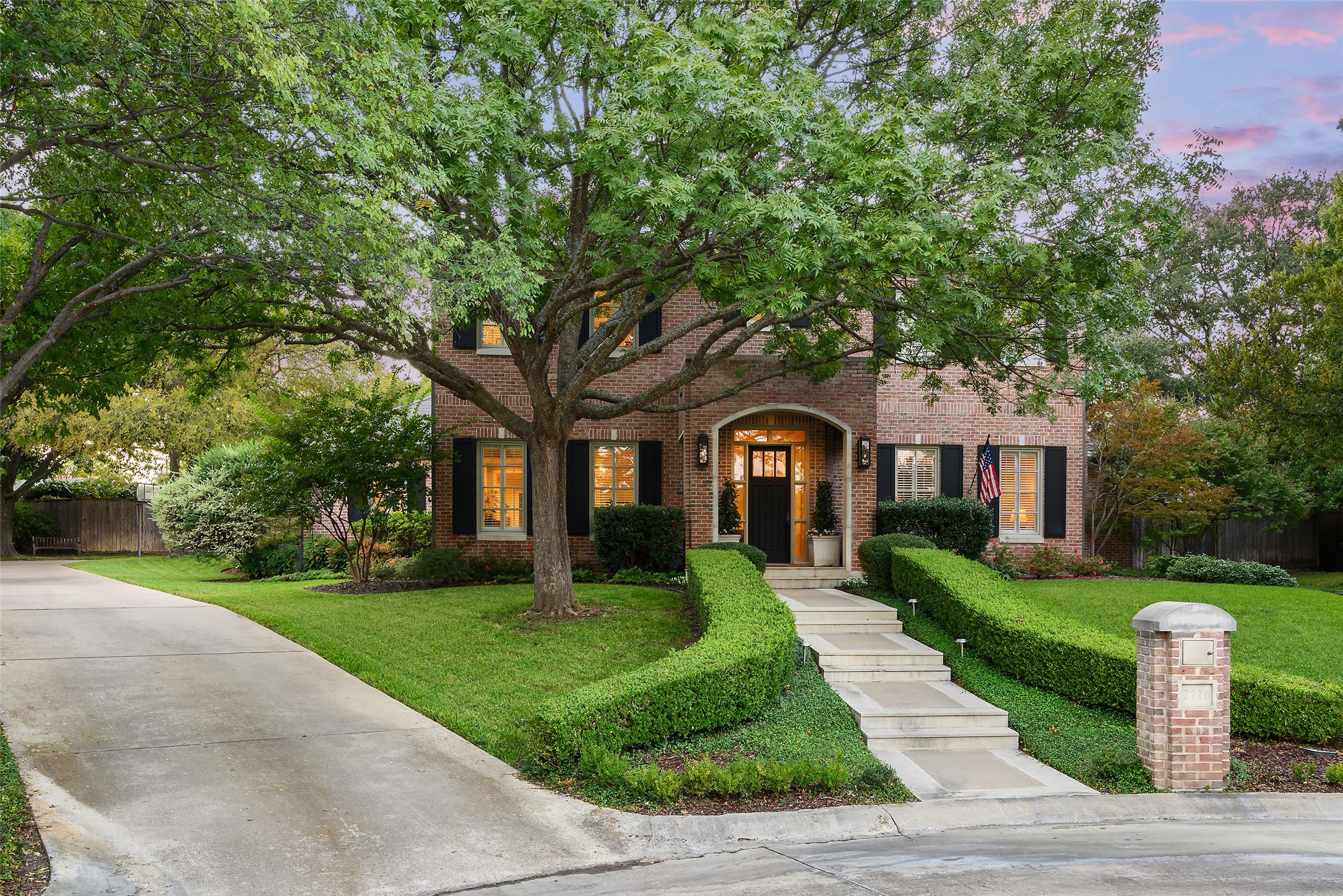 2116 Bradford Park Court Fort Worth TX 76107