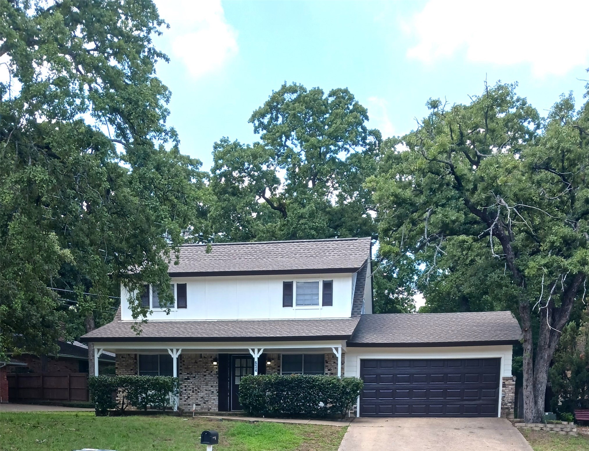 634 N Bowen Road Arlington TX 76012