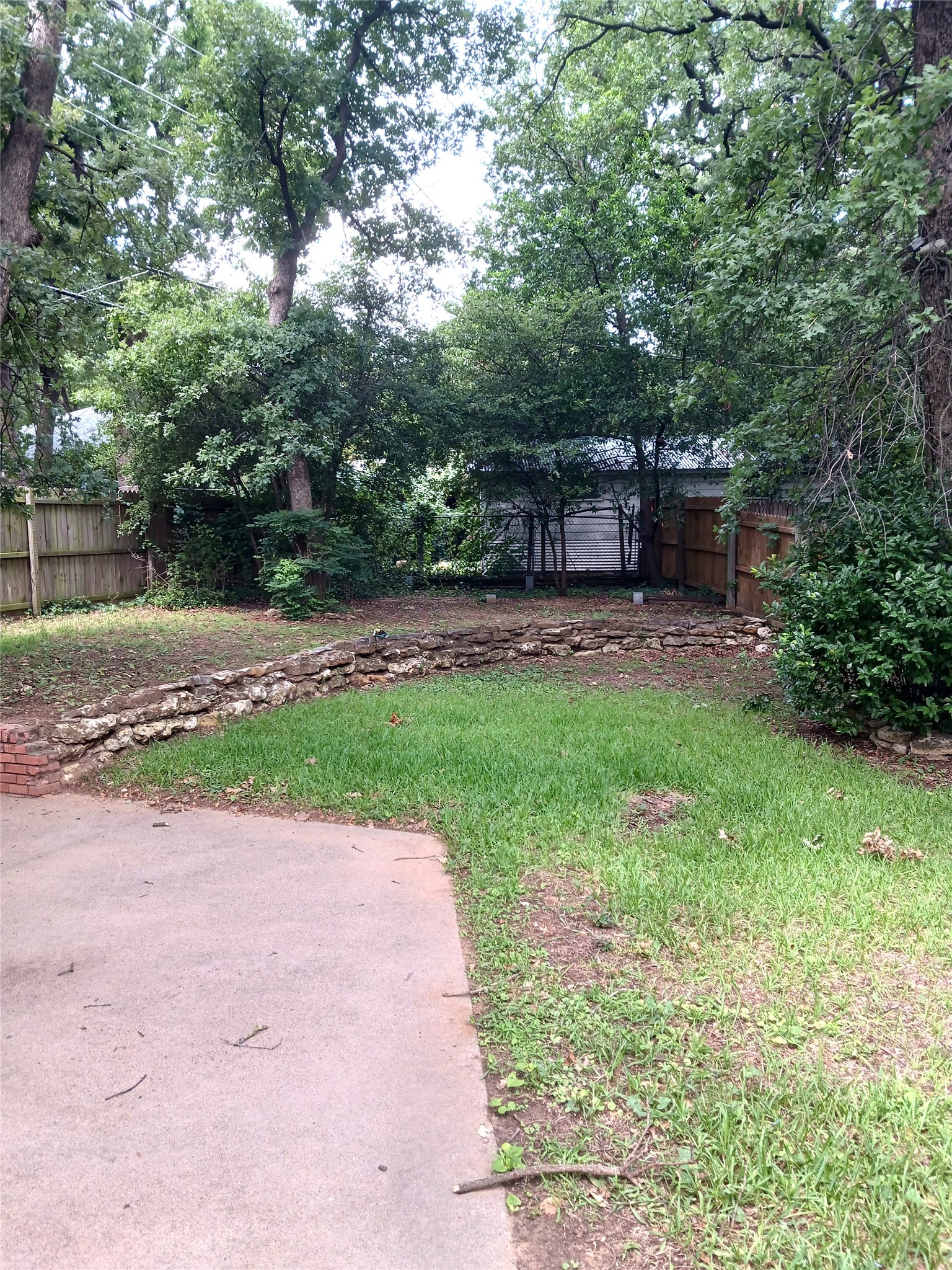 634 N Bowen Road Arlington TX 76012