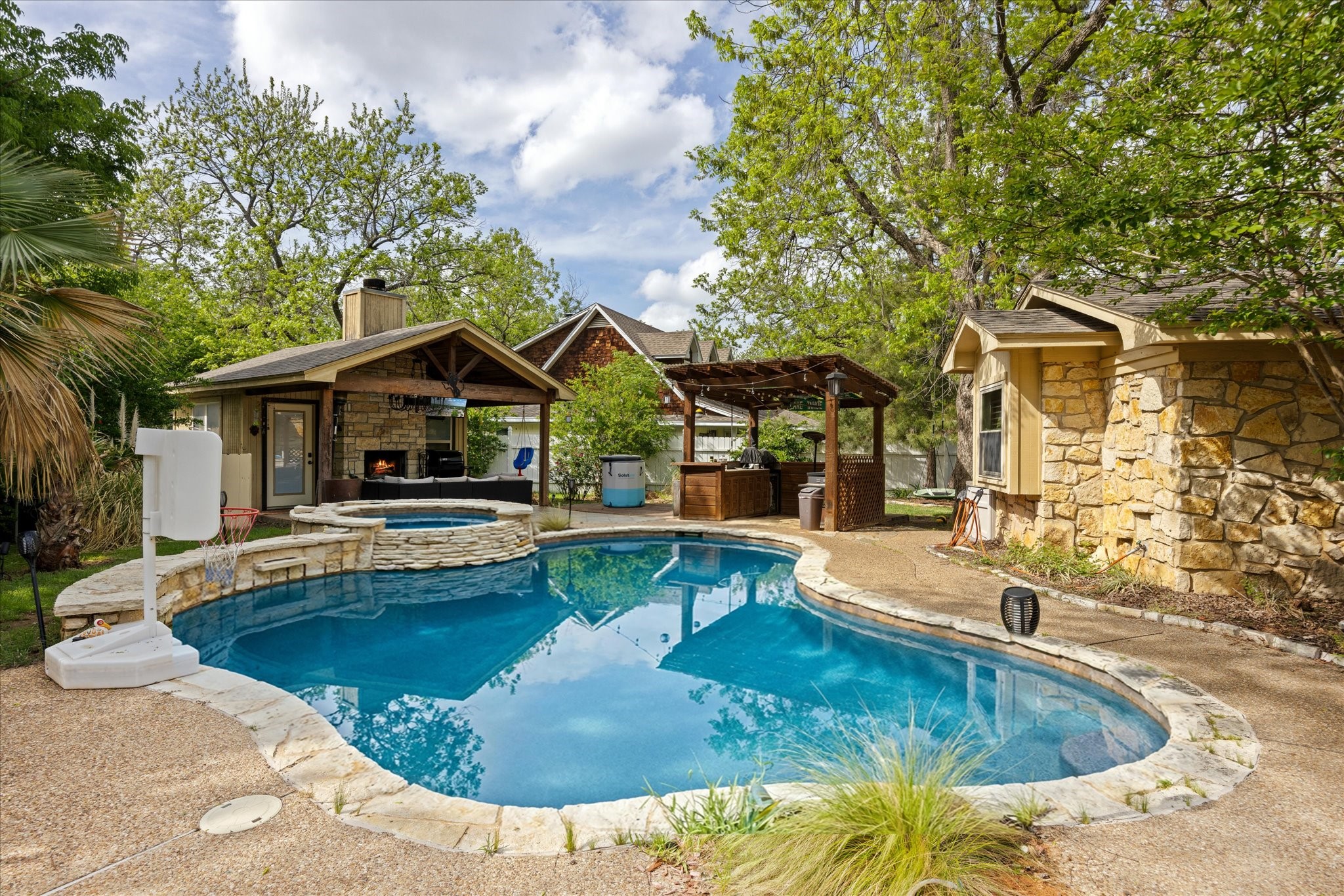 4510 Cimmaron Trail De Cordova TX 76049