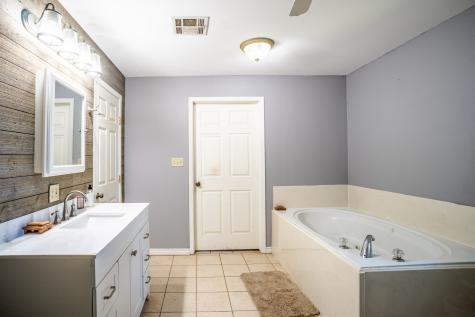 682 Lcr 450 Mexia TX 76667