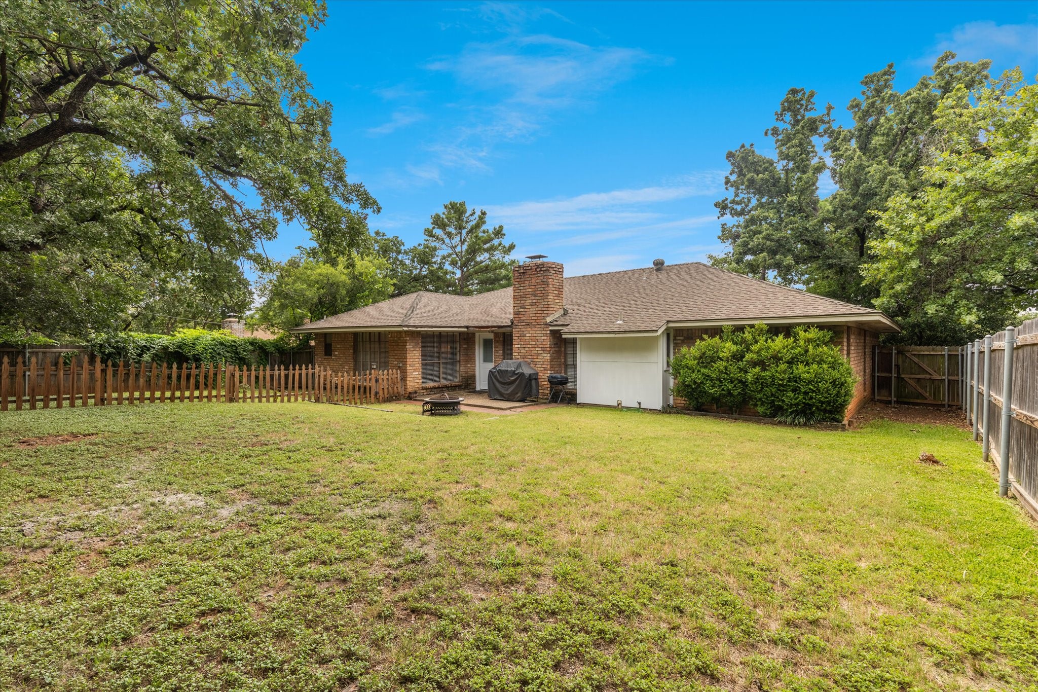 5711 Tumbleweed Court Arlington TX 76017