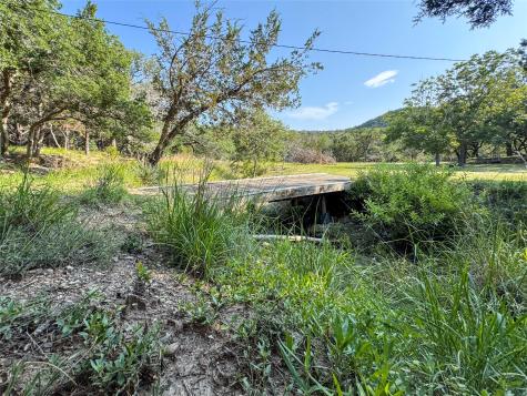 515 Big Creek Road Blanco TX 78606