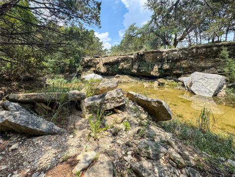 515 Big Creek Road Blanco TX 78606