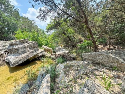 515 Big Creek Road Blanco TX 78606
