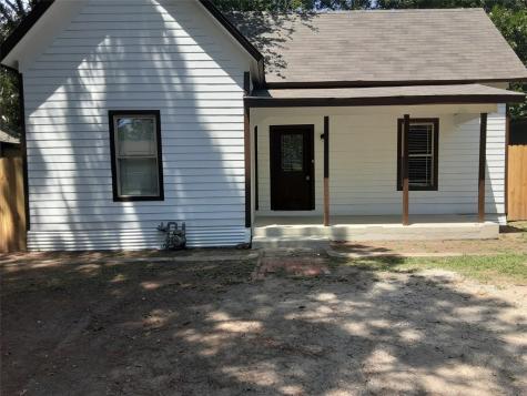 729 N Wilhite Street Cleburne TX 76031